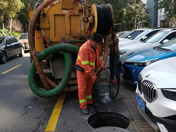 武都排污管道清淤